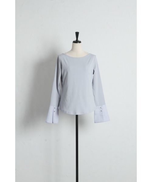 ARVELLIA(アルベリア)の「SPLIT CUFF TOPS(Tシャツ/カットソー・レディース・ブラック/サックスブルー・M)」の6枚目の写真