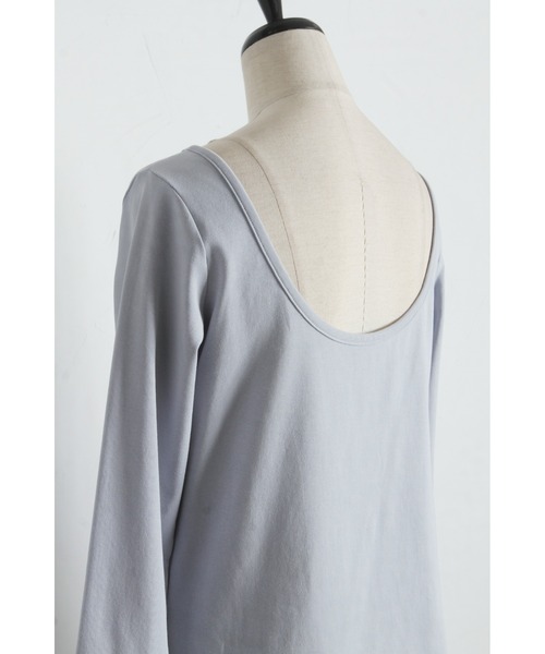 ARVELLIA(アルベリア)の「SPLIT CUFF TOPS(Tシャツ/カットソー・レディース・ブラック/サックスブルー・M)」の9枚目の写真