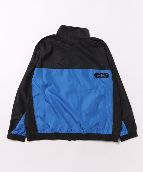 GROOVY COLORS(グルービーカラーズ)の「Recycled Polyester 2tone Zip Jacket(マウンテンパーカー・キッズ・ブラック/ベージュ・135/145)」の4枚目の写真