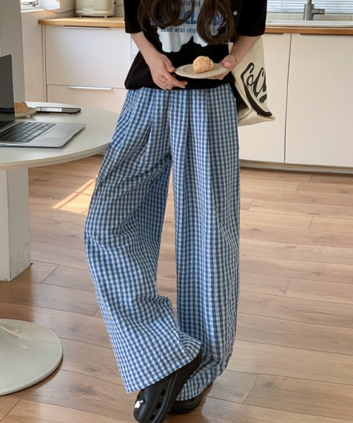 yuue' ( wear )(ユーイ)の「ギンガムチェック柄タックワイドパンツ(その他パンツ・レディース・ピンク/ブラック/ブルー・FREE)」の14枚目の写真