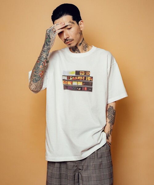 Subciety(サブサエティ)の「Reversal film tee(Tシャツ/カットソー・メンズ・ブラック/ホワイト・SMALL/MEDIUM/LARGE/X-LARGE/XX-LARGE)」の19枚目の写真
