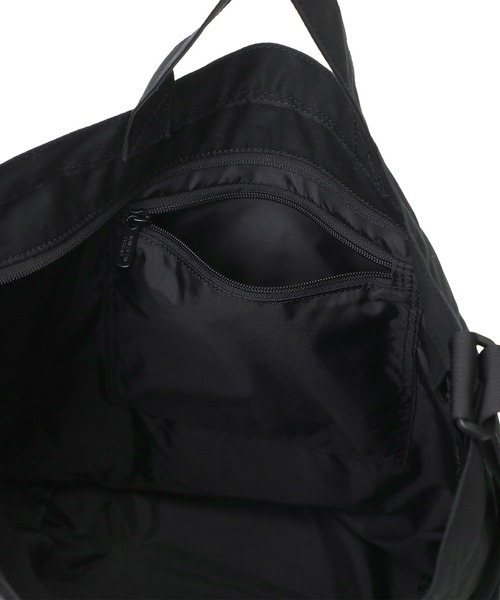 Manhattan Portage（マンハッタンポーテージ）の「PUMPHOUSE SHOULDER BAG COMBED COTTON GABARDINE DPL（ショルダーバッグ・レディース・ブラック・MEDIUM）」の9枚目の写真