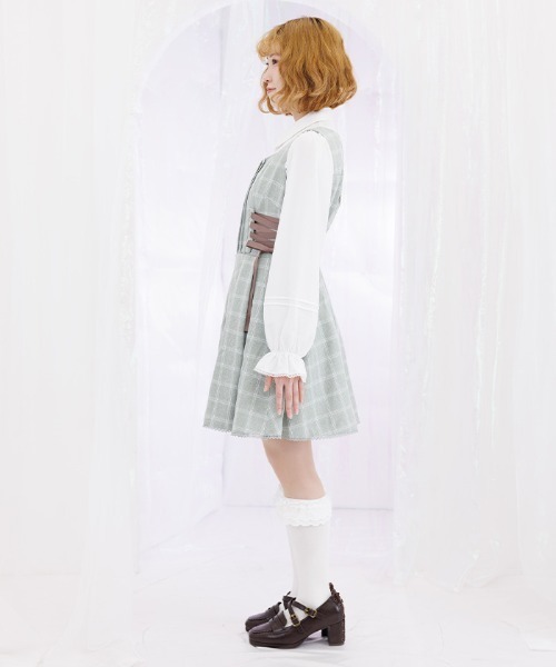 axes femme POETIQUE(アクシーズファムポエティック)の「リボン付センタージップジャンパースカート(ジャンパースカート・レディース・ブラック/ベージュ/ミント・MEDIUM)」の4枚目の写真