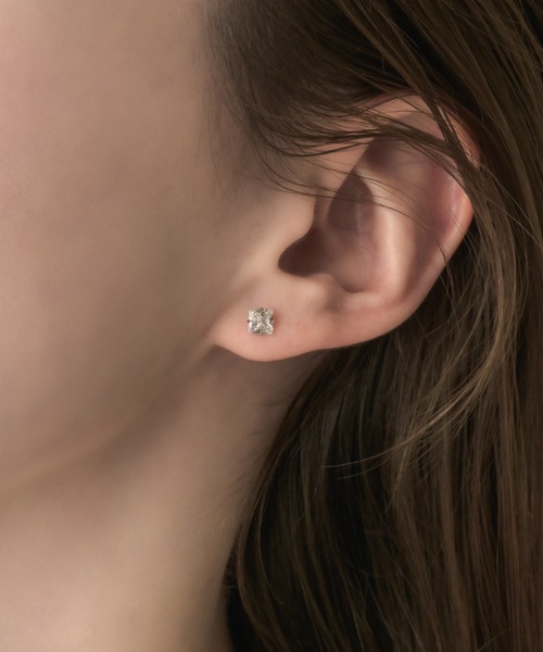 muku(ムク)の「PIERCE/STELLA(ピアス(両耳用)・レディース・ゴールド/シルバー・FREE)」の2枚目の写真