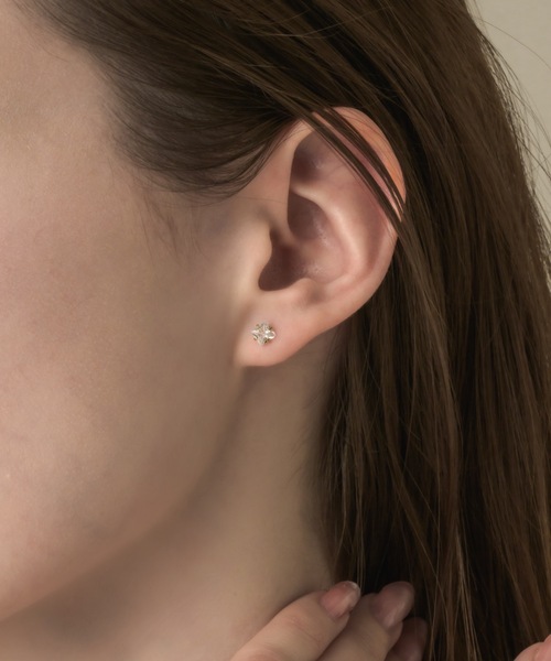 muku(ムク)の「PIERCE/STELLA(ピアス(両耳用)・レディース・ゴールド/シルバー・FREE)」の7枚目の写真