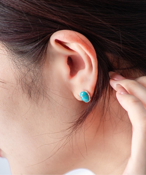 Harpo(アルポ)の「【HARPO】シルバーピアス ターコイズ 天然石(ピアス(両耳用)・レディース・ターコイズブルー/ブルー/ブラック・FREE)」の2枚目の写真
