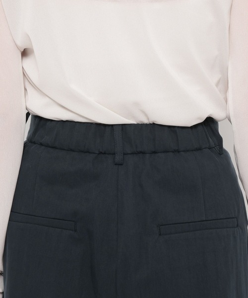 LOWRYS FARM(ローリーズファーム)の「C/Nタックワイドパンツ 639540(その他パンツ・レディース・ベージュ/ネイビー・LARGE/MEDIUM)」の13枚目の写真