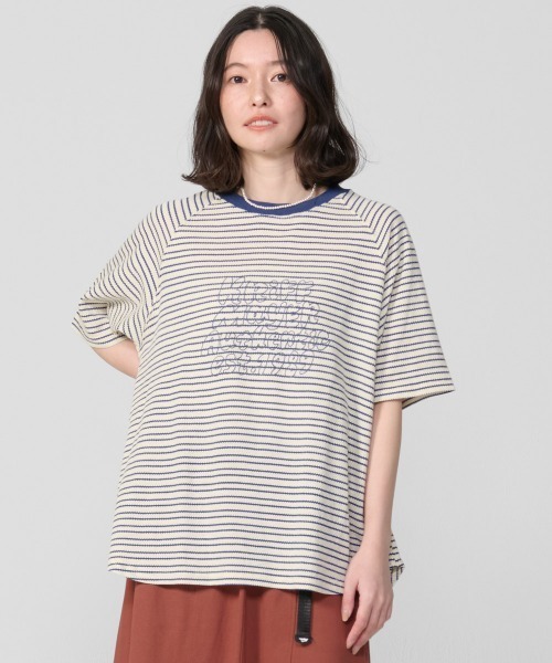 KRIFF MAYER Lady's Collection(クリフメイヤーレディースコレクション)の「ボーダー5分袖刺繍T(Tシャツ/カットソー・レディース・ブラック/オフホワイト/ベージュ/ホワイト系その他・LARGE/MEDIUM)」の2枚目の写真