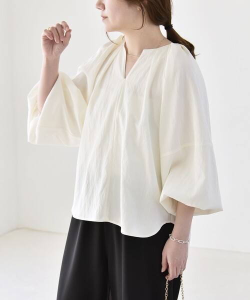 quaranciel(カランシエル)の「quaranciel:〈洗濯機可能〉ツイル スキッパー ボリューム ブラウス(シャツ/ブラウス・レディース・ホワイト/ブルー・ONE SIZE)」の11枚目の写真