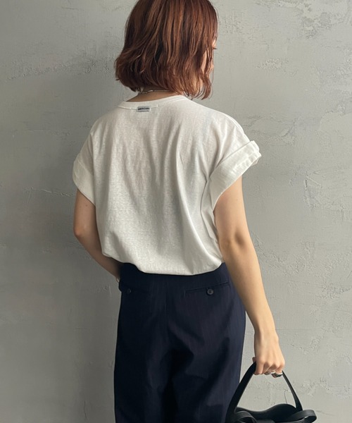 AMERICANA（アメリカーナ）の「【WEB先行予約】[Americana/アメリカーナ] 別注 AMRCNA ラウンドヘム ロゴプリントTシャツ（Tシャツ/カットソー・レディース・カーキ/ホワイト/スミクロ・ONE SIZE）」の8枚目の写真