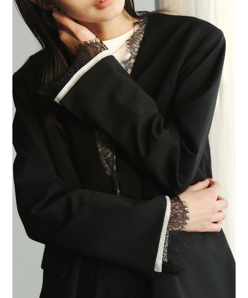 anuans（アニュアンス）の「レーストリムノーカラージャケット（ノーカラージャケット・レディース・ベージュ/ブラック・FREE）」の16枚目の写真