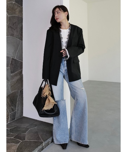 anuans（アニュアンス）の「レーストリムノーカラージャケット（ノーカラージャケット・レディース・ベージュ/ブラック・FREE）」の3枚目の写真