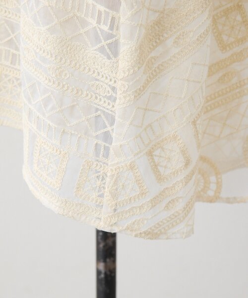 ear PAPILLONNER（イアパピヨネ）の「シアー刺繍ブラウス【SUM1 STYLE】（シャツ/ブラウス・レディース・ホワイト/ブラック・FREE）」の20枚目の写真