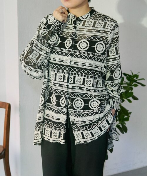 ear PAPILLONNER（イアパピヨネ）の「シアー刺繍ブラウス【SUM1 STYLE】（シャツ/ブラウス・レディース・ホワイト/ブラック・FREE）」の19枚目の写真