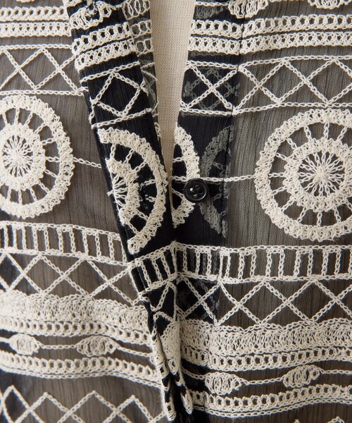 ear PAPILLONNER（イアパピヨネ）の「シアー刺繍ブラウス【SUM1 STYLE】（シャツ/ブラウス・レディース・ホワイト/ブラック・FREE）」の5枚目の写真