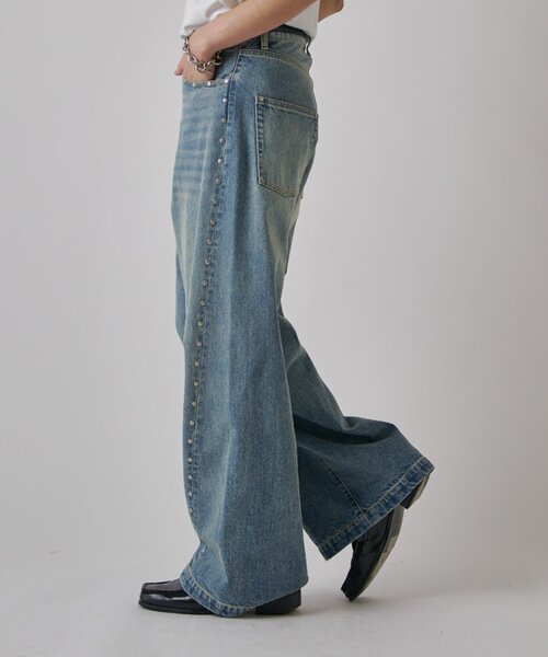 Lui's（ルイス）の「スタッズ/ワイドフィットデニムパンツ13.5oz（デニムパンツ・メンズ・インディゴブルー/ブラック系その他2・32/30/34）」の20枚目の写真