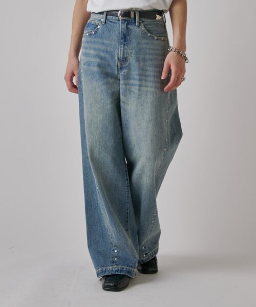 Lui's（ルイス）の「スタッズ/ワイドフィットデニムパンツ13.5oz（デニムパンツ・メンズ・インディゴブルー/ブラック系その他2・32/30/34）」の22枚目の写真