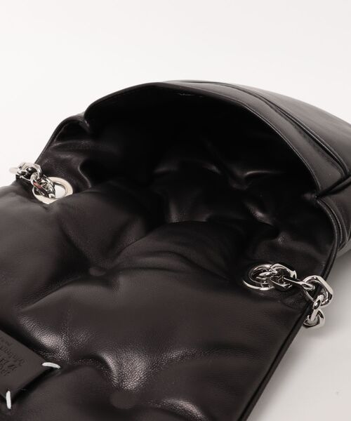 Maison Margiela(メゾンマルジェラ)の「Maison Margiela GLAM SLAM FLAP SMALL(ショルダーバッグ・レディース・ブラック・FREE)」の3枚目の写真