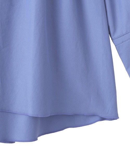 YECCA VECCA（イェッカヴェッカ）の「ペプラムギャザーシャツ（シャツ/ブラウス・レディース・ネイビー/ブルー/オフホワイト・FREE）」の13枚目の写真