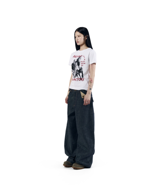 AAKAM（アーカム）の「Bonnie Pocket Denim Pants (Indigo)（デニムパンツ・レディース・その他・2/1）」の9枚目の写真
