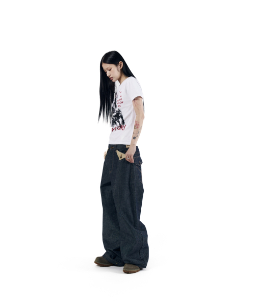 AAKAM（アーカム）の「Bonnie Pocket Denim Pants (Indigo)（デニムパンツ・レディース・その他・2/1）」の11枚目の写真