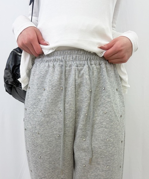 frunco（フランコ）の「【ZOZOTOWN限定】ビジュースウェットパンツ（スウェットパンツ・レディース・ブラック/グレー・FREE）」の12枚目の写真