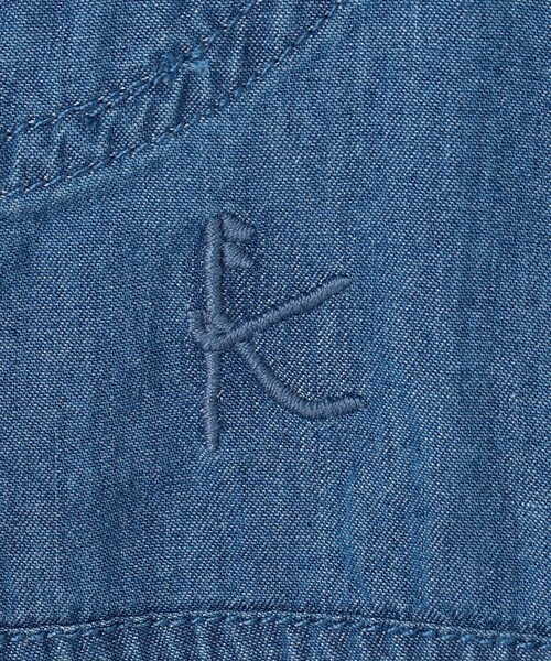 組曲（クミキョク）の「【110-140㎝】 フラワーボタンデニムジャケット（デニムジャケット・キッズ・ネイビー系・110/120/130/140）」の9枚目の写真