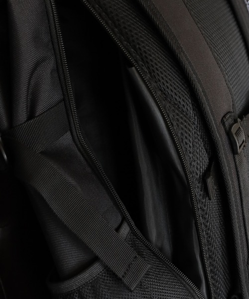 THRASHER(スラッシャー)の「THRASHER SHARPBOX リュック(バックパック/リュック・メンズ・ブラック×ホワイト・FREE)」の22枚目の写真