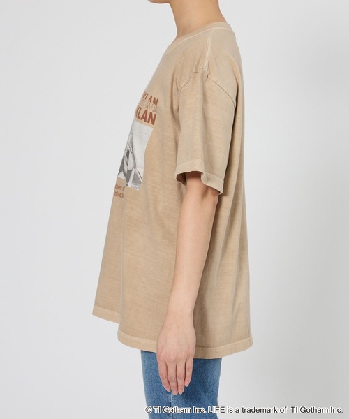 GOOD ROCK SPEED（グッドロックスピード）の「BARNYARDSTORM / LIFE PICTURE COLLECTION / DRIVEフォトT【『ネルソンさん』YouTubeご紹介アイテム】（Tシャツ/カットソー・レディース・チャコールグレー/ベージュ・FREE）」の6枚目の写真