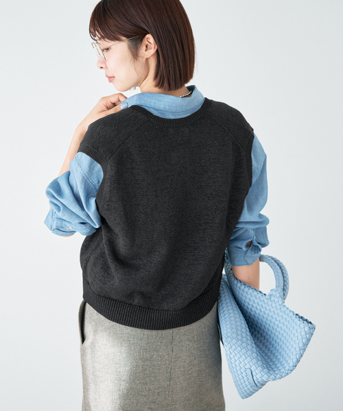 IENA（イエナ）の「コットンwashiニットベスト（ベスト・レディース・ブラック/カーキ・FREE）」の7枚目の写真