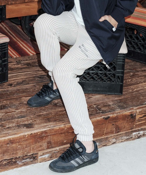 No Rain No Rainbow（ノーレインノーレインボー）の「mp14812-waffle knit pants イージーパンツ(NR26S-02)（その他パンツ・メンズ・ネイビー×ホワイト/ブラック/グレー×ホワイト・L/M/S）」の2枚目の写真