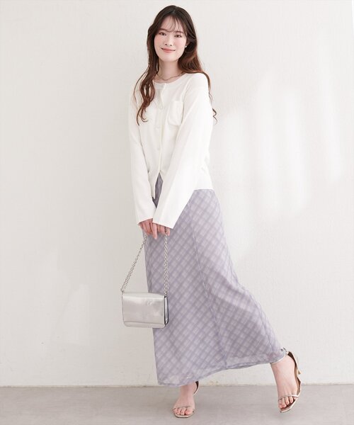 natural couture（ナチュラルクチュール）の「ロゴ刺繍ポケットカーディガン（カーディガン/ボレロ・レディース・ネイビー/ライム/レッド/チャコールグレー/オフホワイト・FREE）」の14枚目の写真