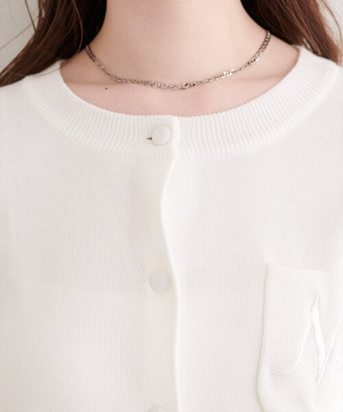 natural couture（ナチュラルクチュール）の「ロゴ刺繍ポケットカーディガン（カーディガン/ボレロ・レディース・ネイビー/ライム/レッド/チャコールグレー/オフホワイト・FREE）」の18枚目の写真