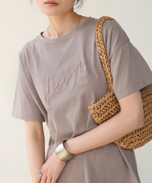 Bab（バブ）の「ロゴ刺繍デザイン半袖Ｔシャツ（Tシャツ/カットソー・レディース・オフホワイト/ブラック/グレイッシュベージュ/ライトグレー・MEDIUM）」の3枚目の写真
