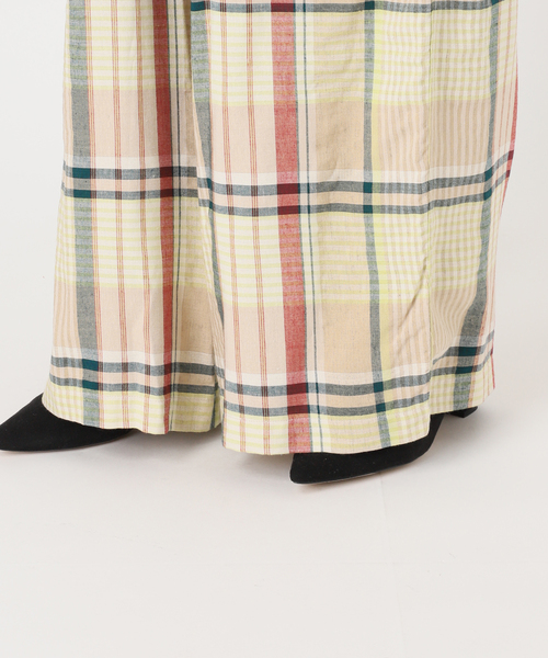 FRAMeWORK(フレームワーク)の「BIGチェックイージーワイドパンツ(スラックス・レディース・イエロー/ブルー系その他・38/36)」の4枚目の写真