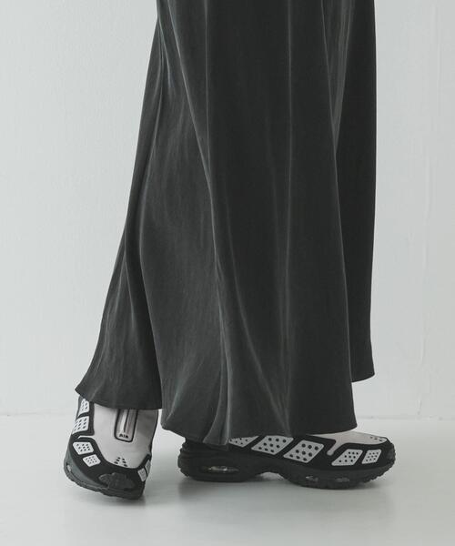NIKE(ナイキ)の「NIKE エア マックス SNDR(スニーカー・レディース・パープル系その他・24.5/23.5/25/24)」の4枚目の写真