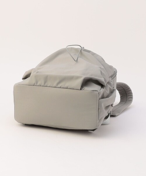 MICO COULIER(ミコクリエ)の「GATHERED NYLON BACKPACK(バックパック/リュック・レディース・ブラック/ライトグレー・FREE)」の22枚目の写真