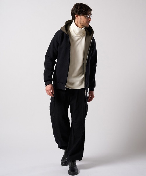 wjk（ダヴルジェイケイ）の「mlt5663- back boa cut-off highneck ハイネックカットソー(7143 pe57j)（Tシャツ/カットソー・メンズ・ブラック/ホワイト/チャコール・S/M/L/XL）」の16枚目の写真