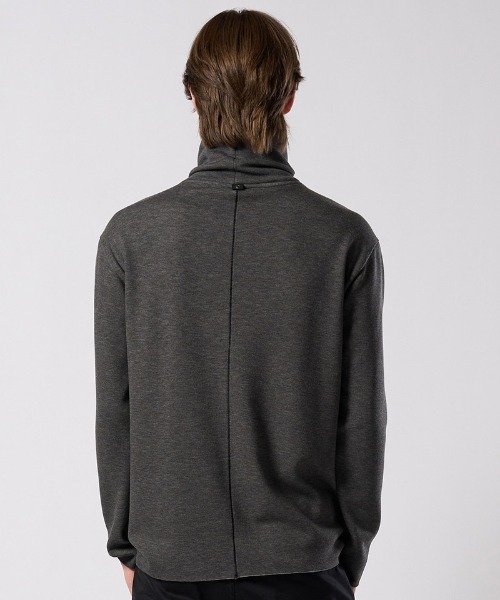 wjk（ダヴルジェイケイ）の「mlt5663- back boa cut-off highneck ハイネックカットソー(7143 pe57j)（Tシャツ/カットソー・メンズ・ブラック/ホワイト/チャコール・S/M/L/XL）」の20枚目の写真