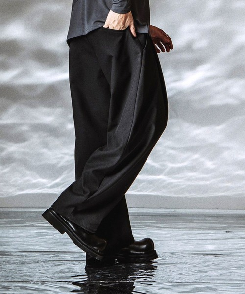 NO ID.(ノーアイディ)の「【NO ID.】Extended Trousers / エクステンデッド トラウザーズ(その他パンツ・メンズ・ブラック/グレー・2/1)」の19枚目の写真