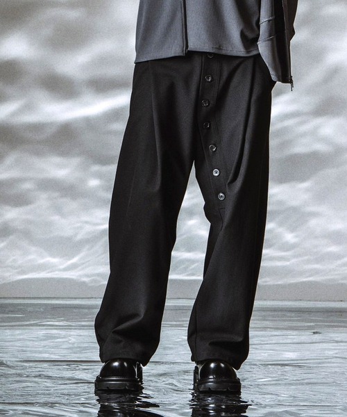 NO ID.(ノーアイディ)の「【NO ID.】Extended Trousers / エクステンデッド トラウザーズ(その他パンツ・メンズ・ブラック/グレー・2/1)」の22枚目の写真