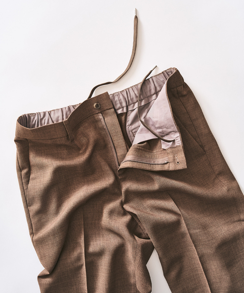 417 EDIFICE（フォーワンセブンエディフィス）の「【EVALET / エバレット】 メッシュスリムパンツ　"セットアップ着用可能"（スラックス・メンズ・グレー/アイボリー/ブラック/ベージュ・LARGE/MEDIUM/SMALL）」の6枚目の写真