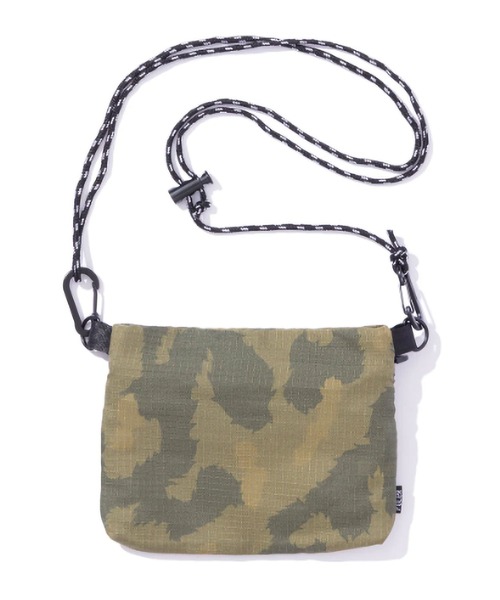 POLeR(ポーラー)の「POLER STUFFABLE POUCH(ショルダーバッグ・メンズ・ブラック/カモフラージュ・FREE)」の4枚目の写真