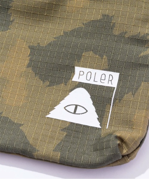 POLeR(ポーラー)の「POLER STUFFABLE POUCH(ショルダーバッグ・メンズ・ブラック/カモフラージュ・FREE)」の7枚目の写真