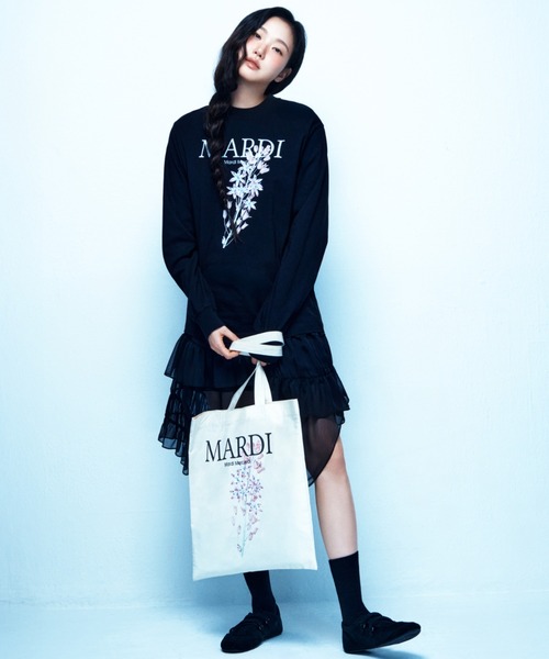 Mardi Mercredi(マルディメクルディ)の「CANVAS BAG LILIES & ROSES / キャンバス バック リリー & ローズ(エコバッグ/サブバッグ・レディース・ブラック×イエロー/ホワイト×イエロー/ホワイト×パープル/ホワイト/ホワイト×レッド/ブラック×レッド/ブラック/ホワイト×ピンク/ブラック×ピンク/ブラック×パープル・FREE)」の12枚目の写真
