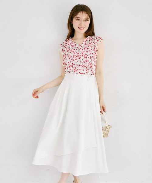 tocco closet（トッコ　クローゼット）の「ウエストビジューボタン付きミモレ丈ラップスカート（スカート・レディース・オフホワイト/ブルー/ピンク・M）」の6枚目の写真