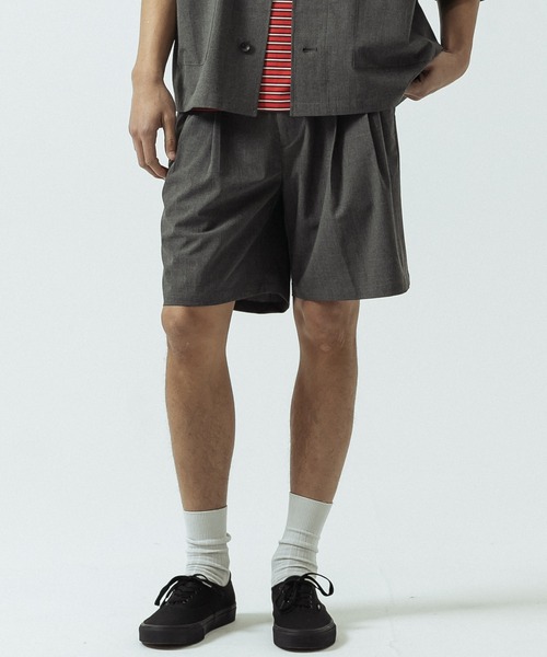 SLICK(スリック)の「【SLICK/スリック】T/R Stretch Two Tuck Easy Shorts/T/Rストレッチツータックイージーショーツ(その他パンツ・メンズ・ブラック/チャコールグレー・1/2/3)」の5枚目の写真