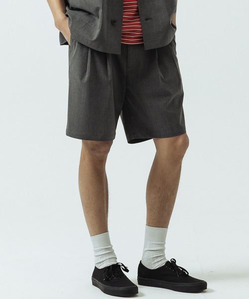 SLICK(スリック)の「【SLICK/スリック】T/R Stretch Two Tuck Easy Shorts/T/Rストレッチツータックイージーショーツ(その他パンツ・メンズ・ブラック/チャコールグレー・1/2/3)」の6枚目の写真