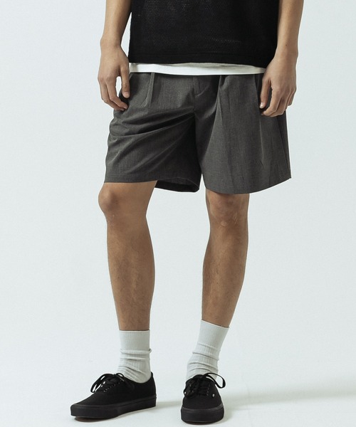 SLICK(スリック)の「【SLICK/スリック】T/R Stretch Two Tuck Easy Shorts/T/Rストレッチツータックイージーショーツ(その他パンツ・メンズ・ブラック/チャコールグレー・1/2/3)」の9枚目の写真