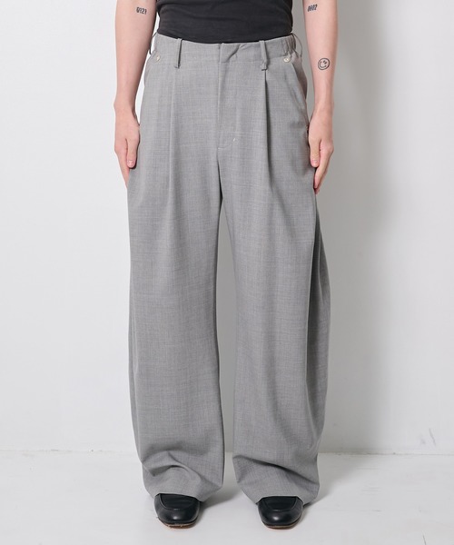 CONZ(コンズ)の「summer carve leg trousers super 110(スラックス・メンズ・ライトグレー/ブルーグレー/ブラック/ストライプ・1/3/2)」の12枚目の写真